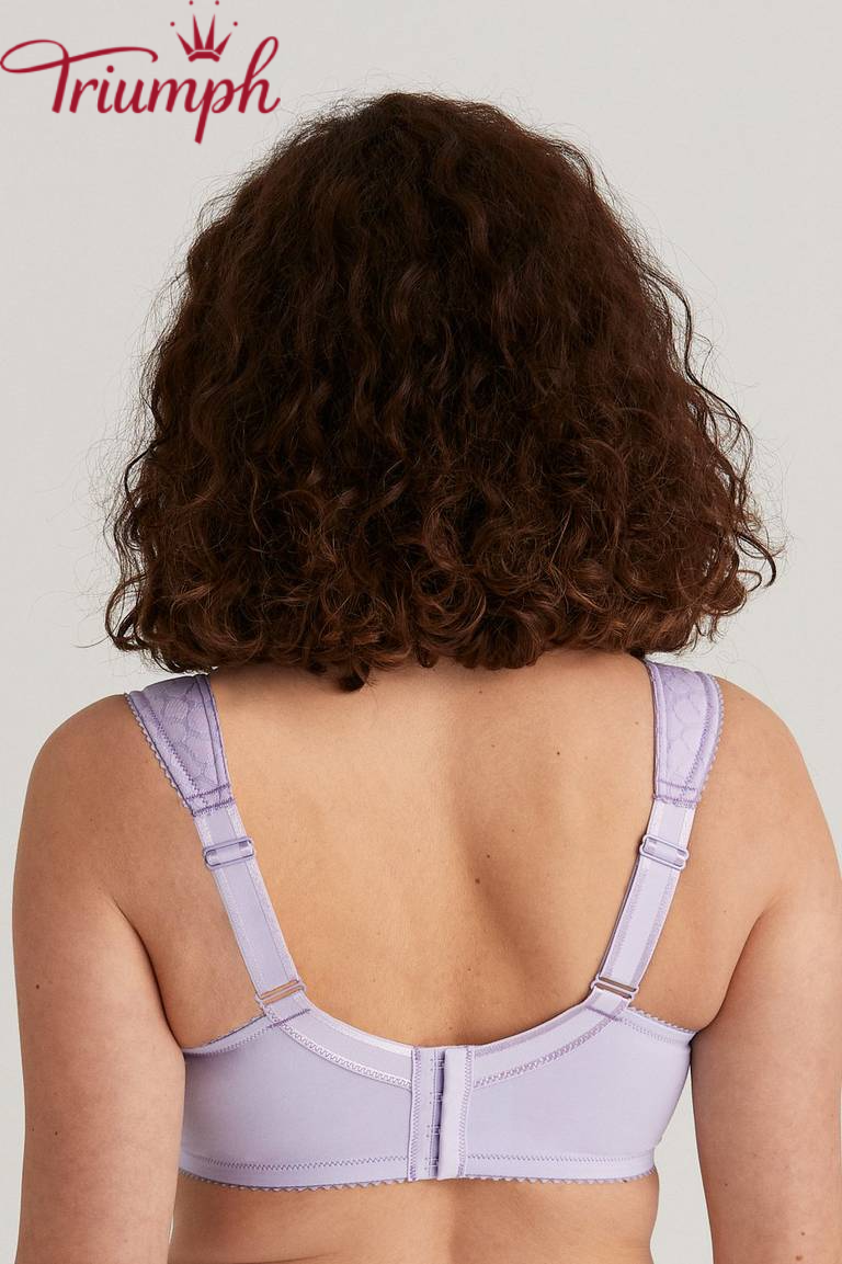 Triumph - Set od 4 komada 🔥 Grudnjak od žakarda i čipke