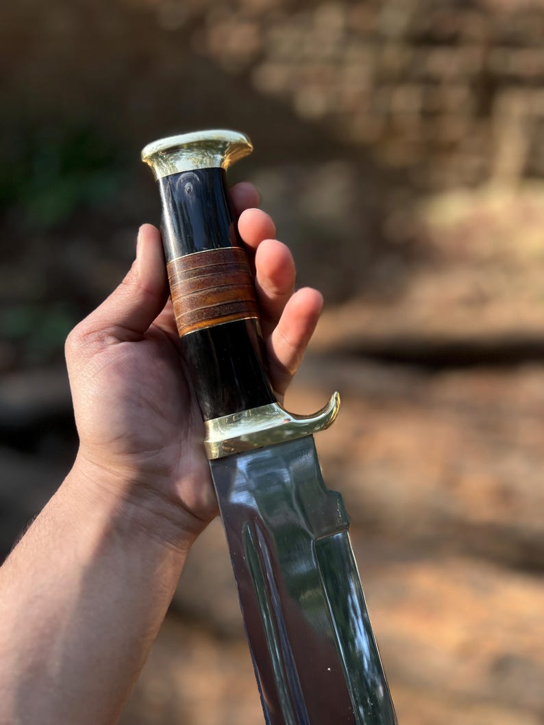 Ručno izrađen D2 čelični Bowie nož s koricom